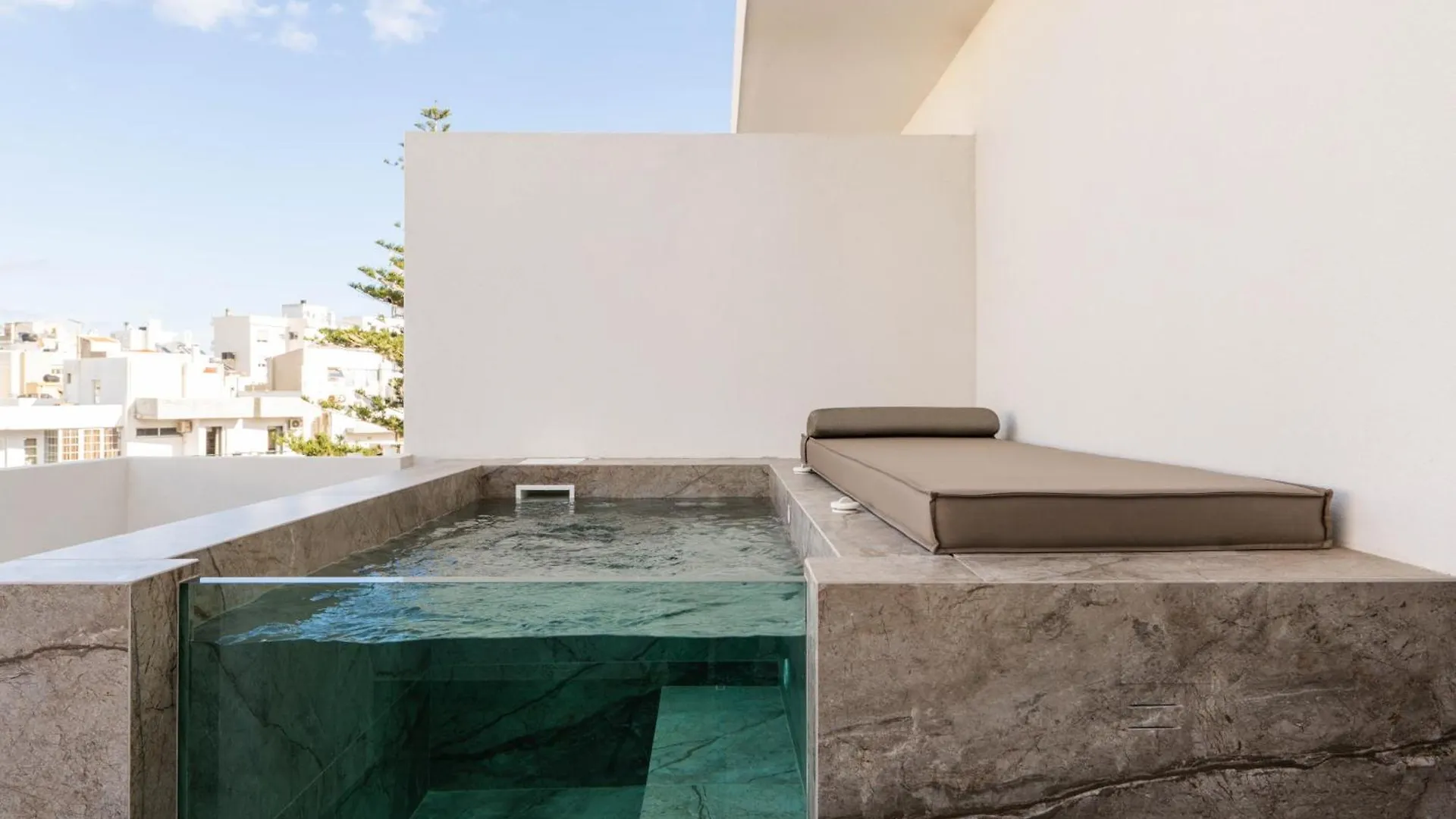 Ethereal White Resort Hotel & Spa - Adults Only イラクリオン