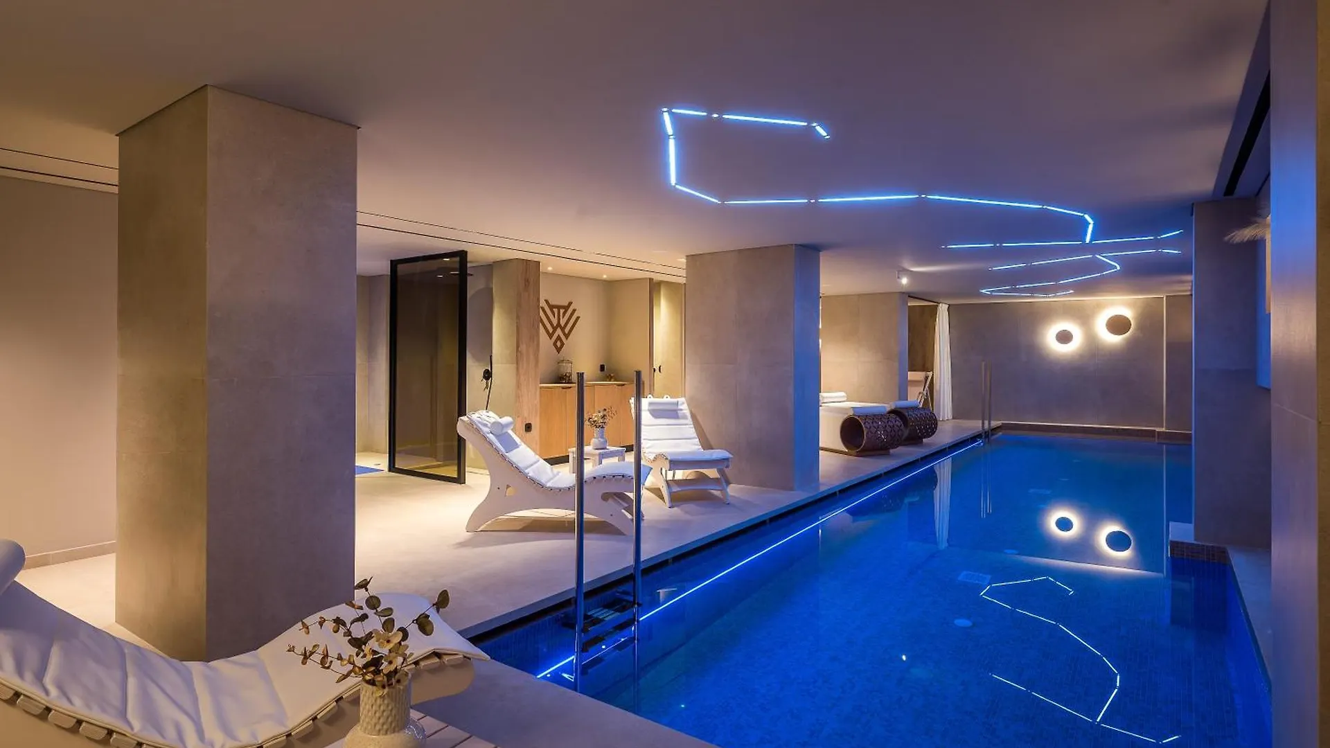 Ethereal White Resort Hotel & Spa - Adults Only Iraklion